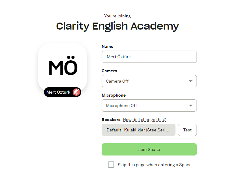 Clarity English Academy Kumospace giriş ekranında kamera ve mikrofon kapalı seçenekleri
